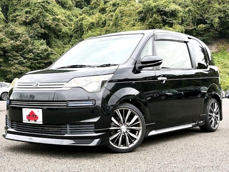 TOYOTA SPADE