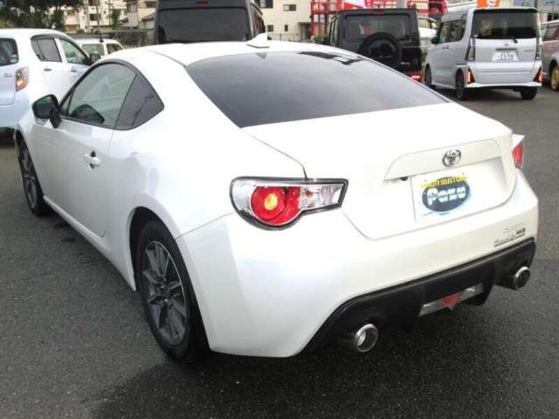 86