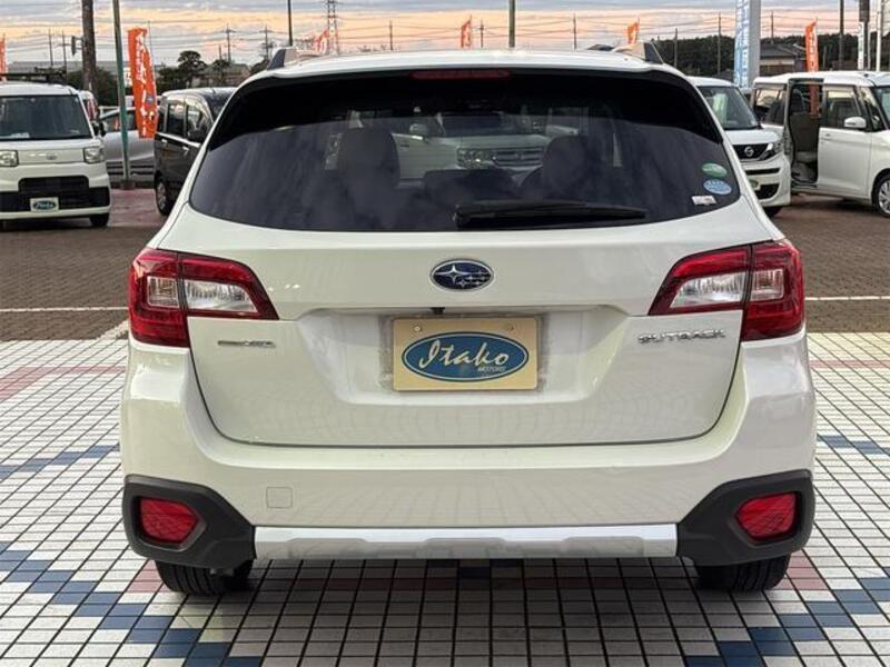 LEGACY OUTBACK