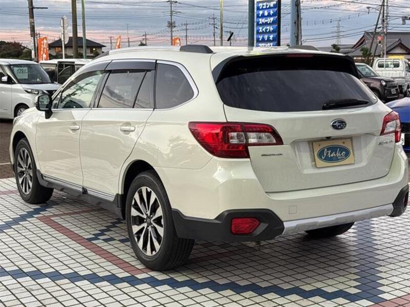 LEGACY OUTBACK