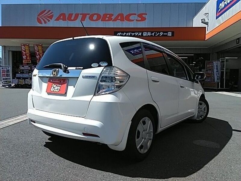 FIT HYBRID