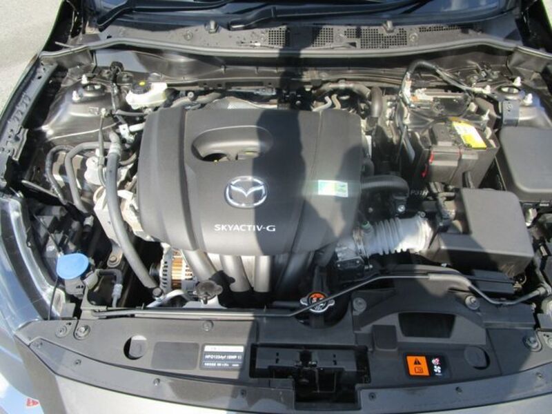 MAZDA2