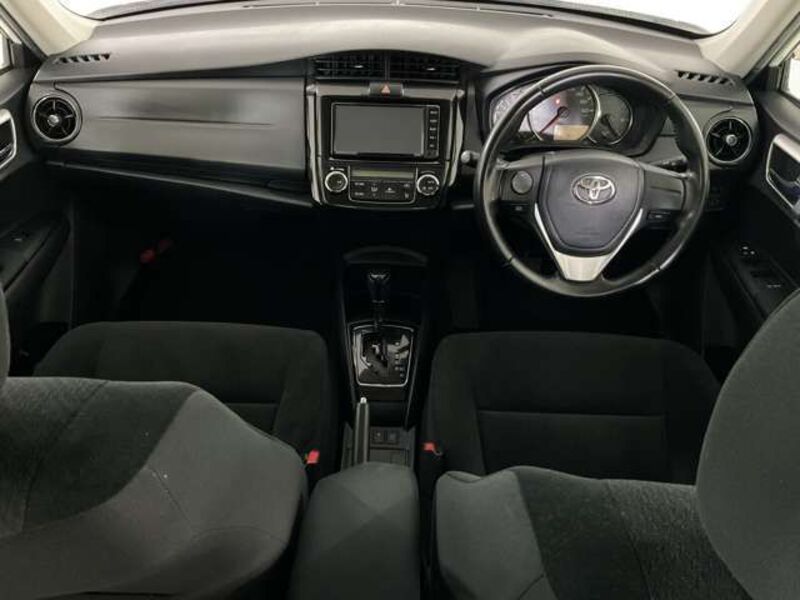 COROLLA AXIO