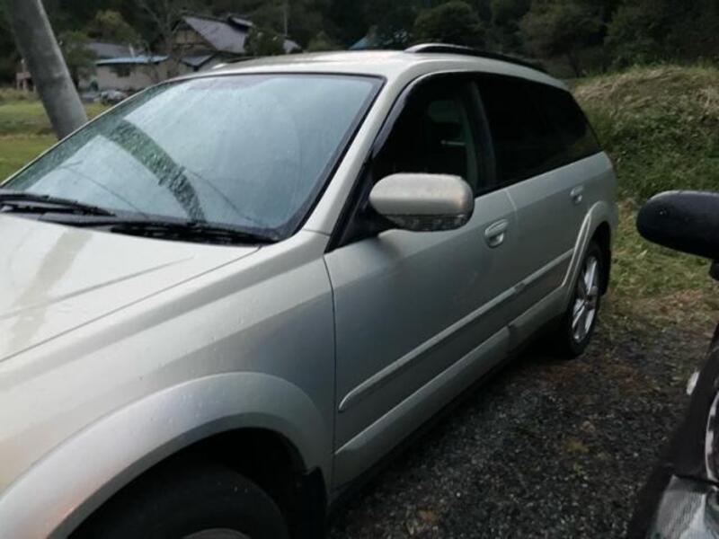 LEGACY OUTBACK
