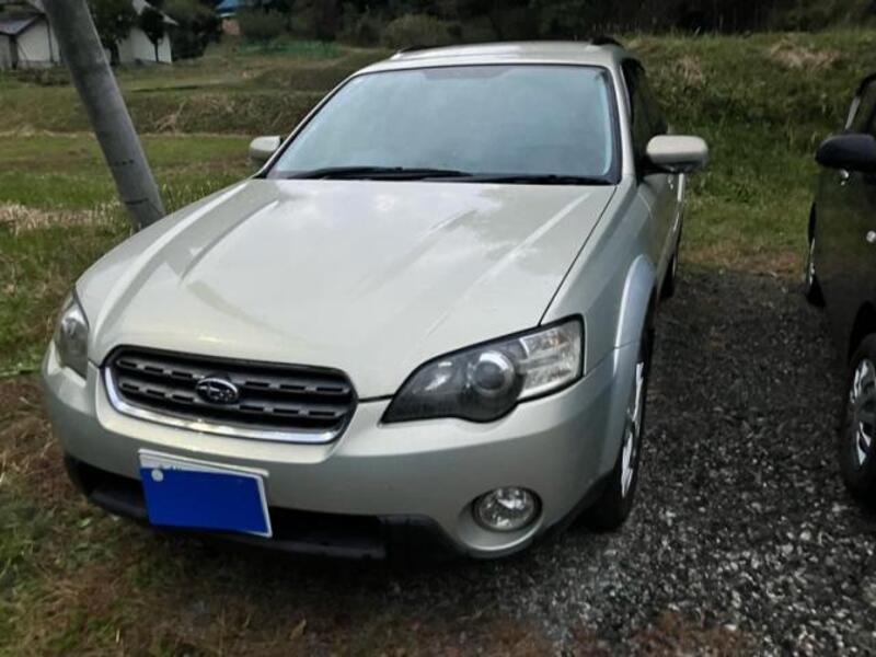 LEGACY OUTBACK-0