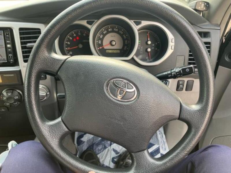 HILUX SURF