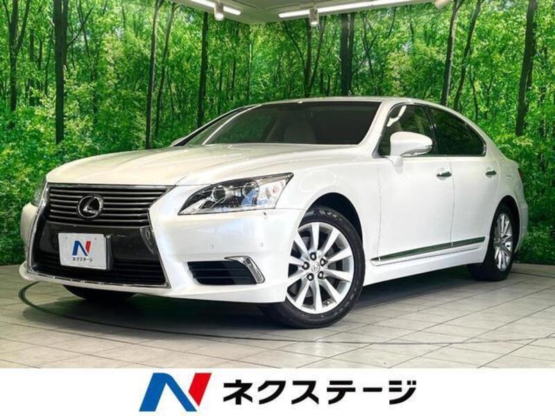 LEXUS LS