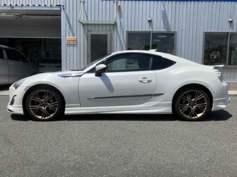 86