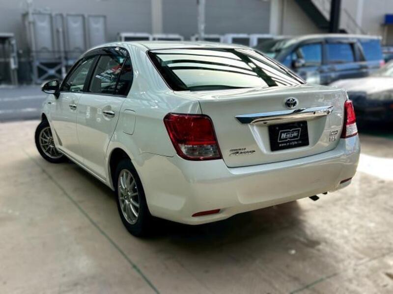 COROLLA AXIO