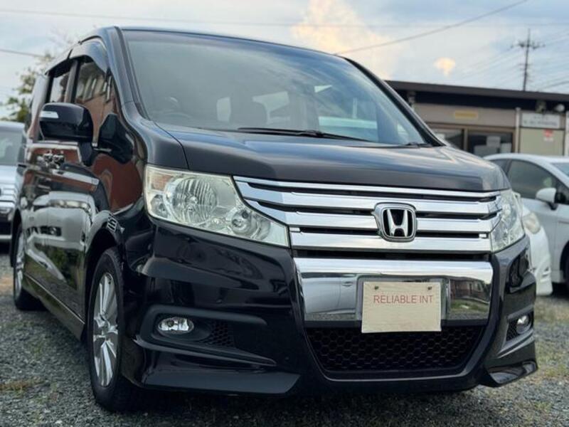 HONDA STEPWAGON SPADA