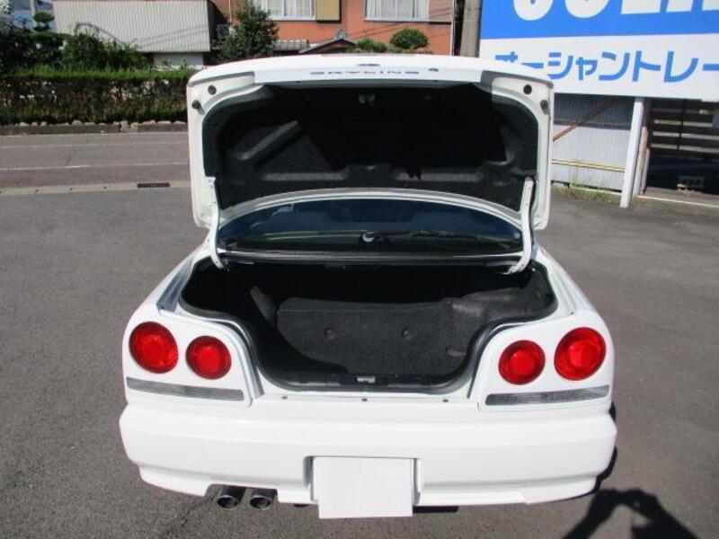 SKYLINE