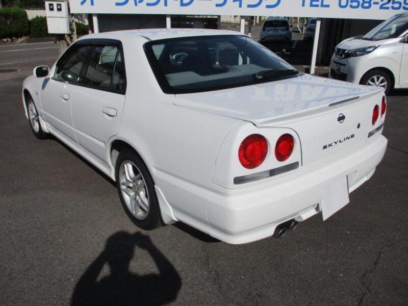 SKYLINE