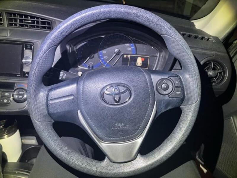 COROLLA FIELDER