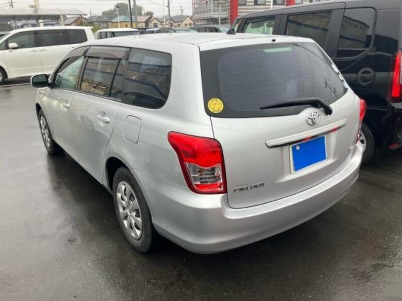 COROLLA FIELDER
