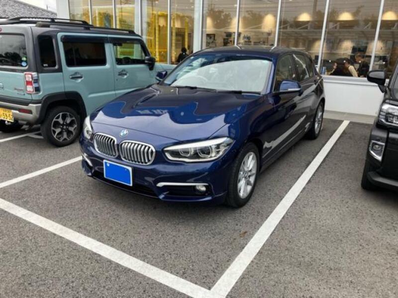 BMW 1 SERIES