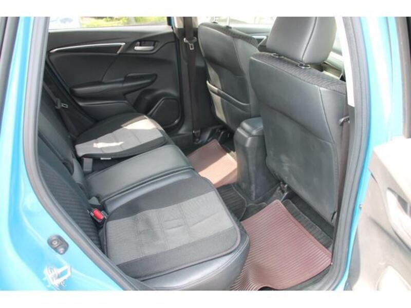 FIT HYBRID
