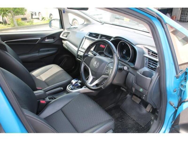 FIT HYBRID