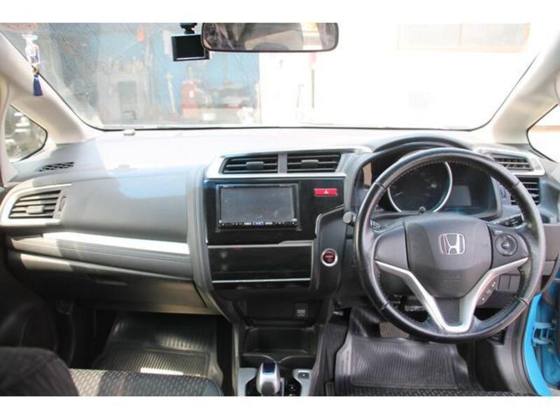 FIT HYBRID