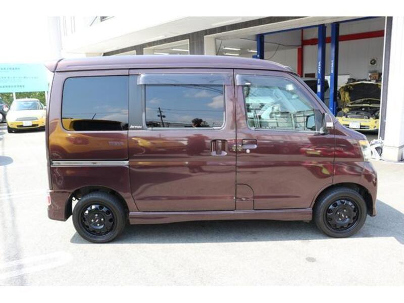 ATRAI WAGON