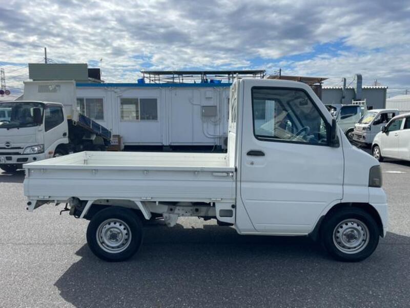 CLIPPER TRUCK