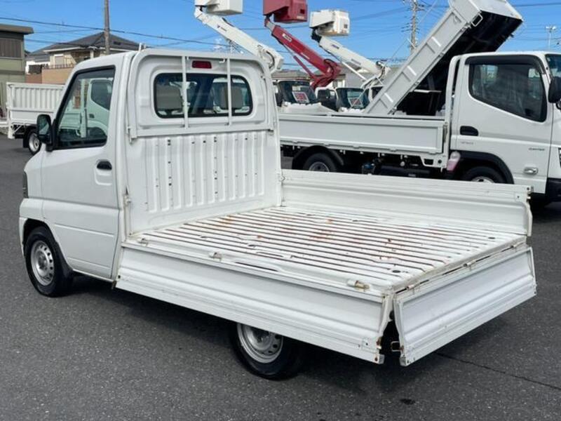 CLIPPER TRUCK