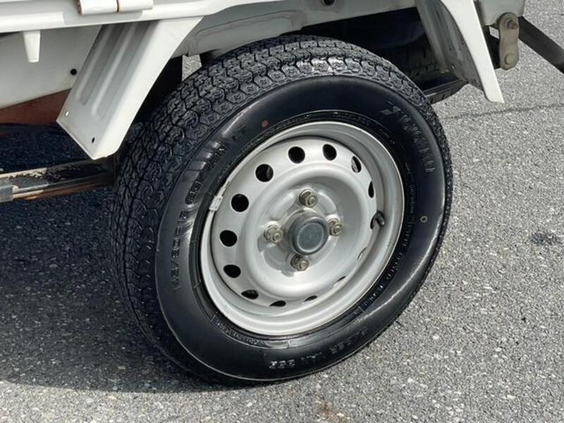 CLIPPER TRUCK