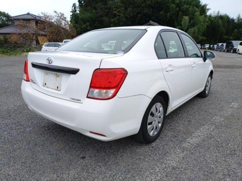 COROLLA AXIO