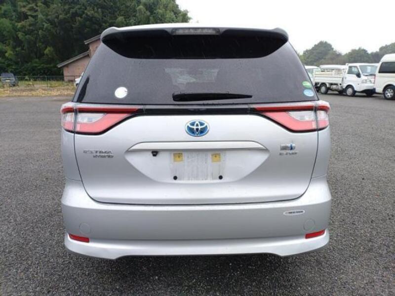 ESTIMA HYBRID