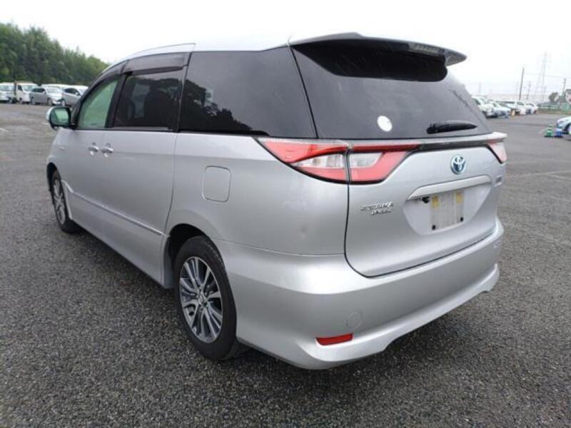 ESTIMA HYBRID
