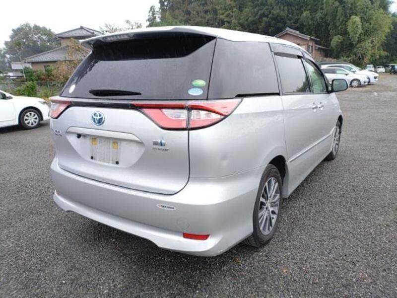 ESTIMA HYBRID