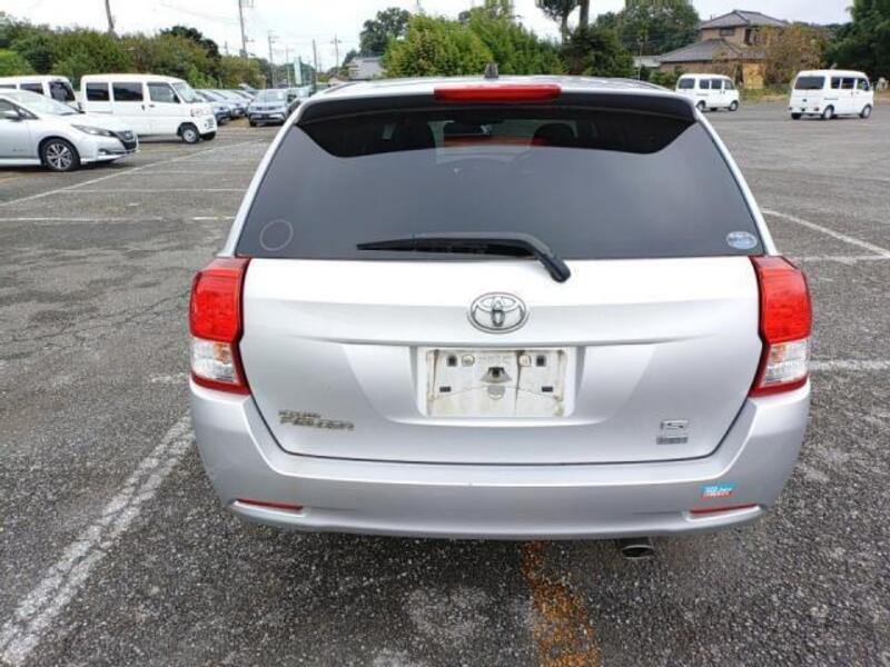 COROLLA FIELDER