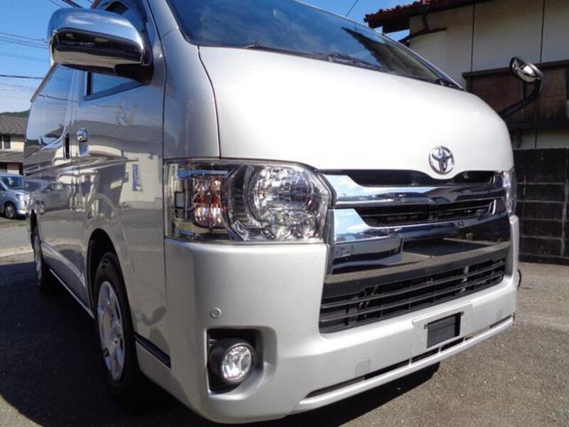 HIACE VAN