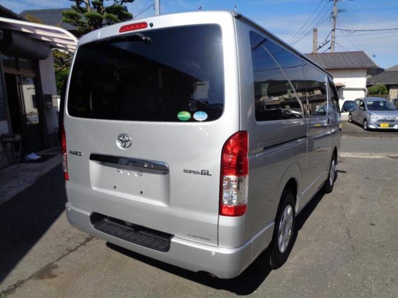 HIACE VAN