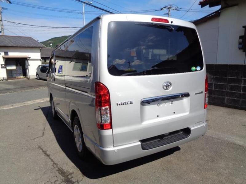 HIACE VAN