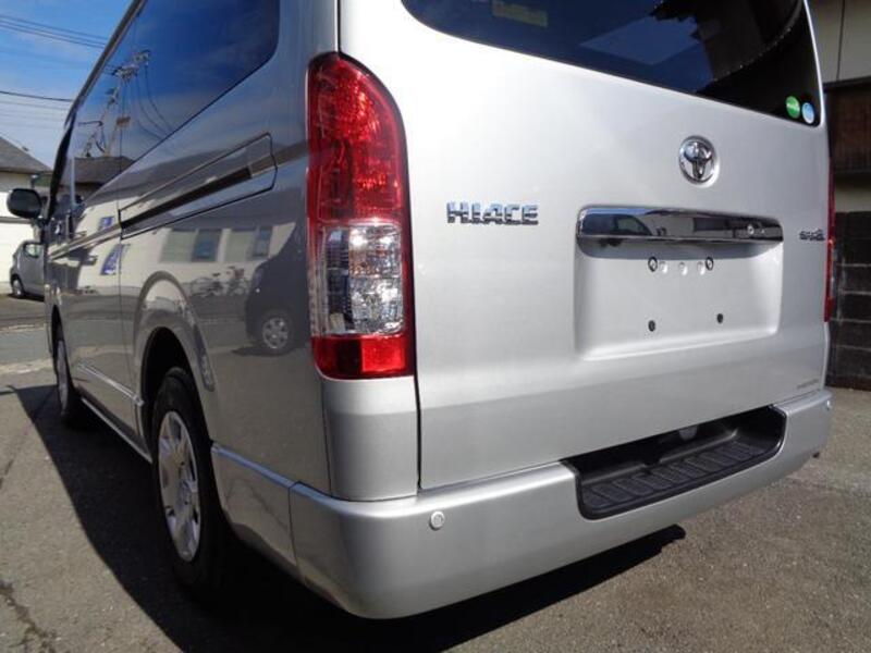 HIACE VAN