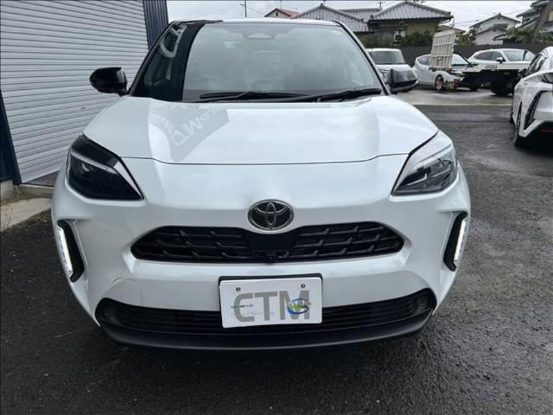 YARIS CROSS