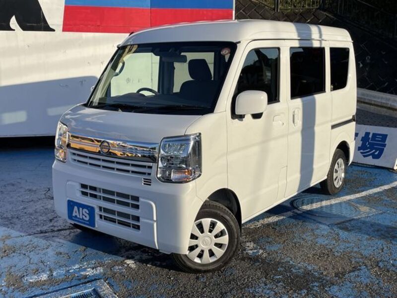 NISSAN CLIPPER VAN