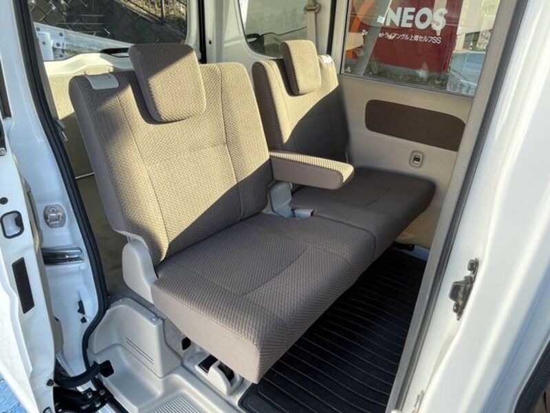 CLIPPER VAN