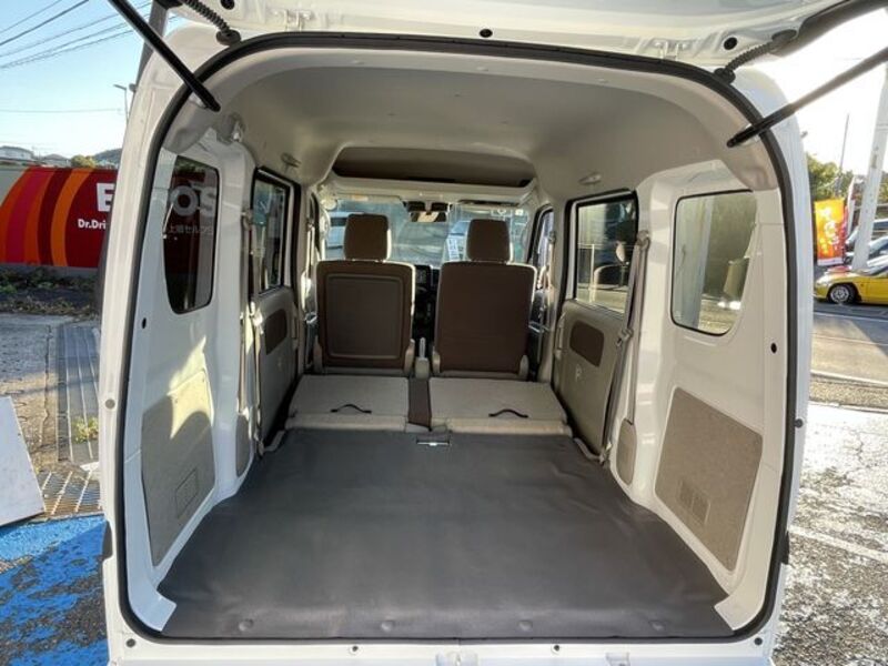 CLIPPER VAN