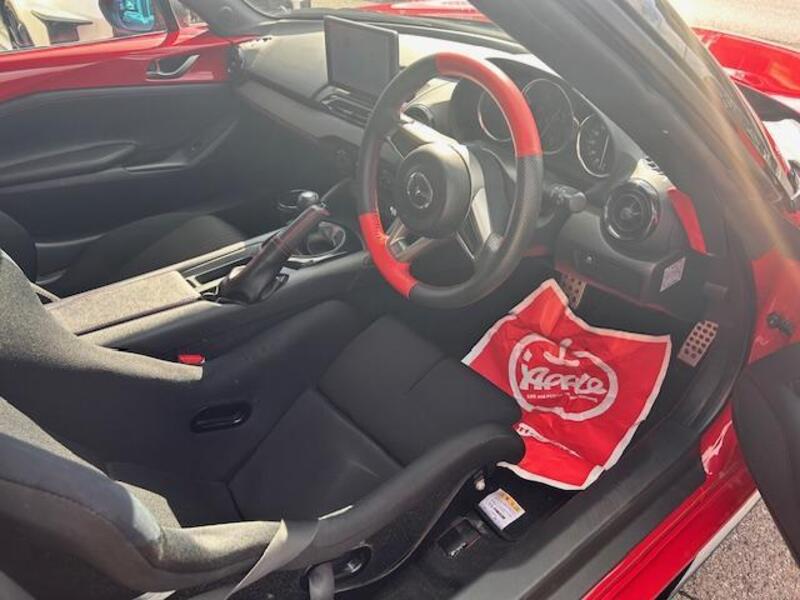 ROADSTER