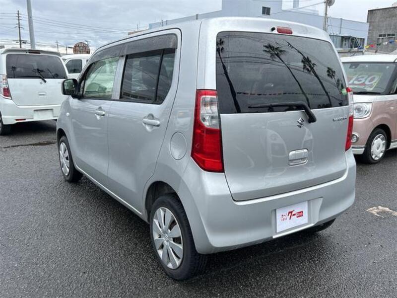 WAGON R