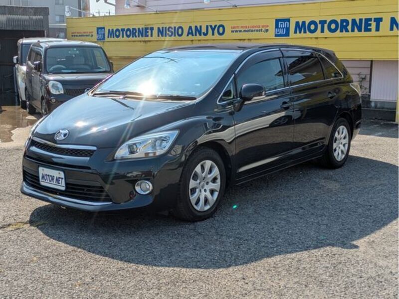 TOYOTA MARK X ZIO