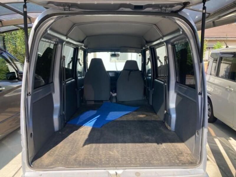 MINICAB VAN