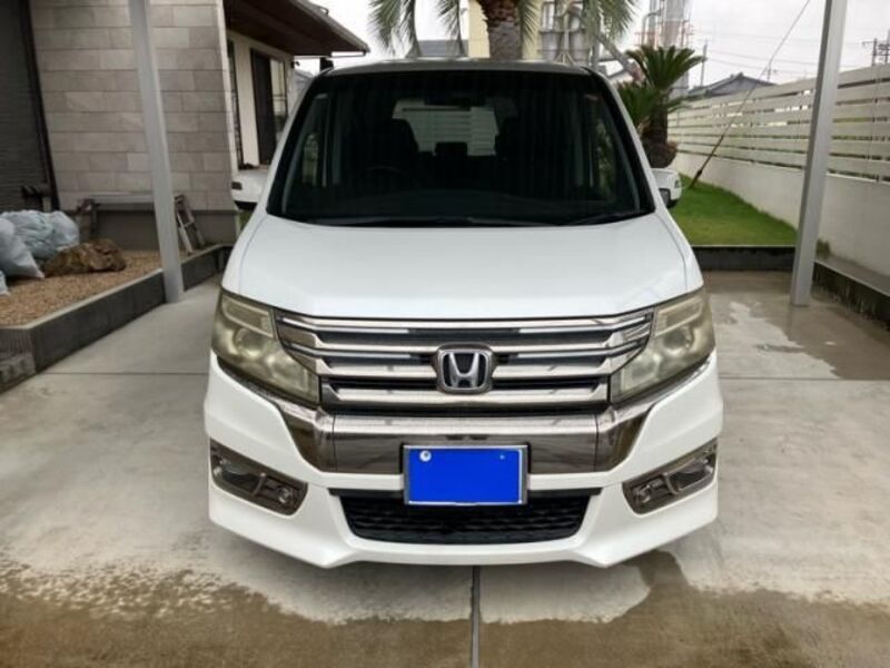 HONDA STEPWAGON SPADA