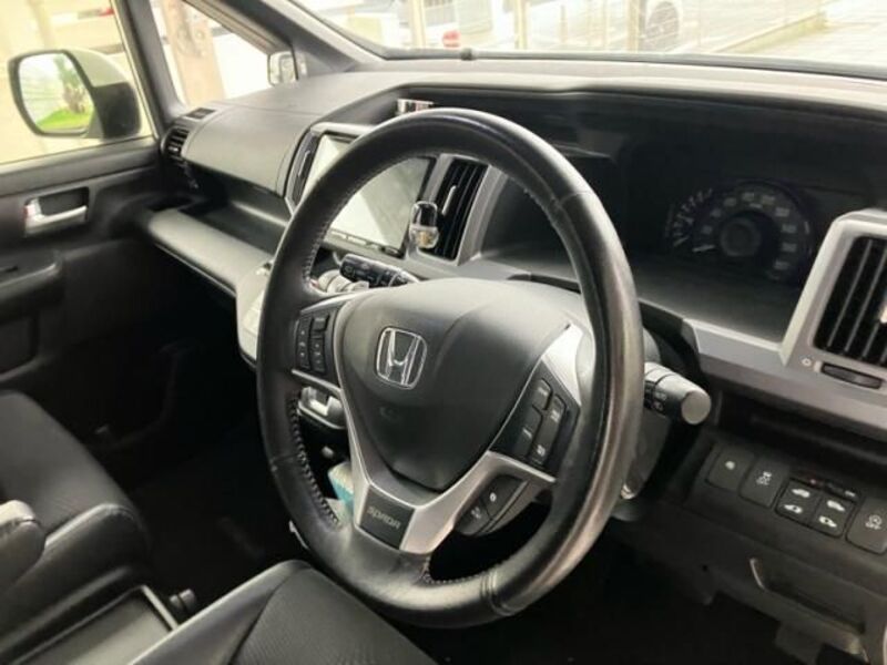 STEPWAGON SPADA