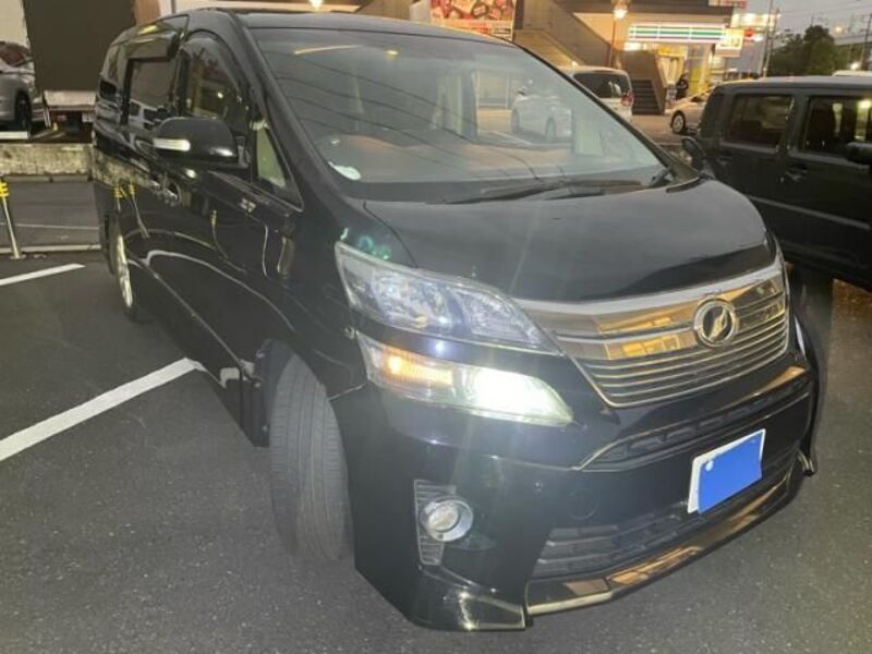 TOYOTA VELLFIRE