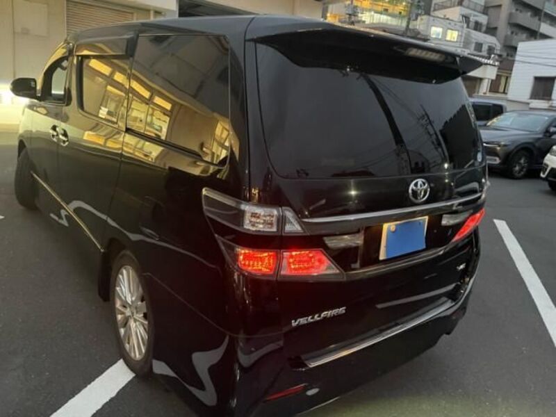 VELLFIRE