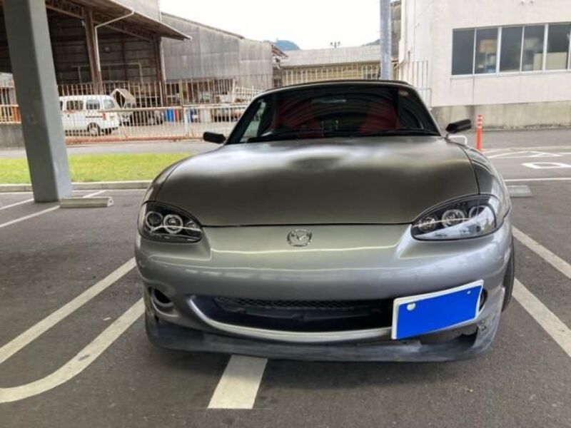 ROADSTER