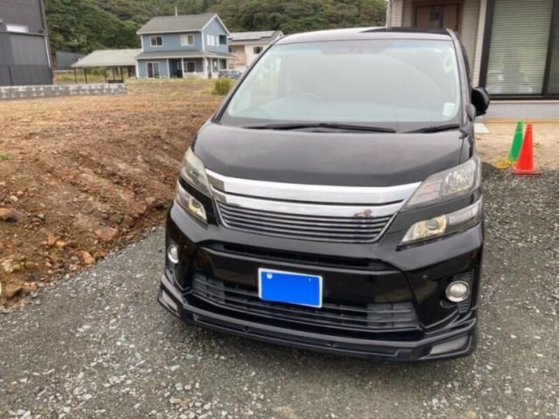 TOYOTA VELLFIRE