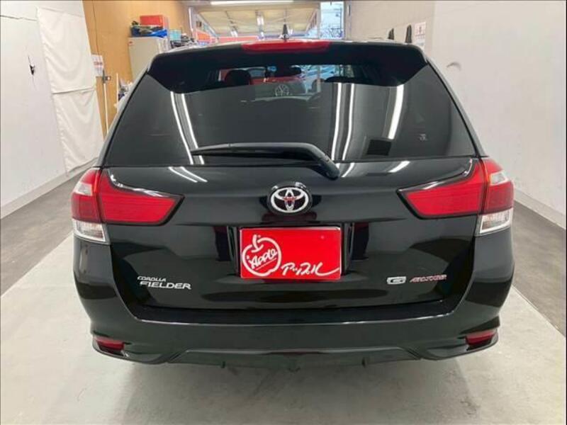 COROLLA FIELDER